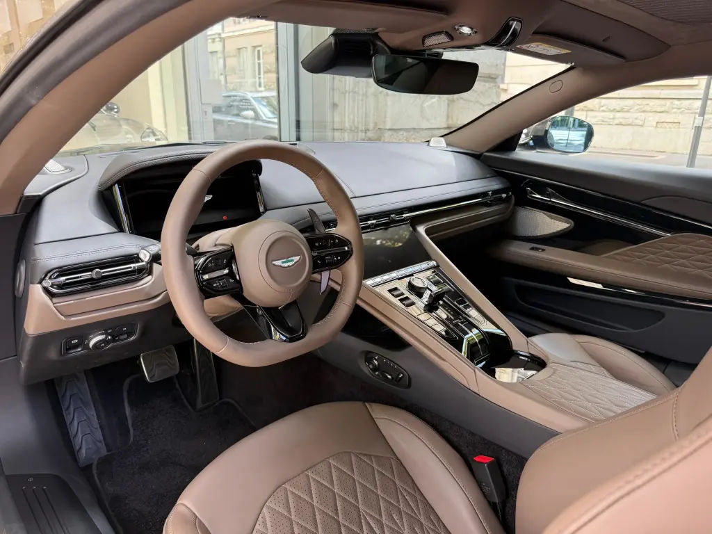 Aston Martin DB12 V8 Coupe 4.0 - 2025 - Joinsteer - #3