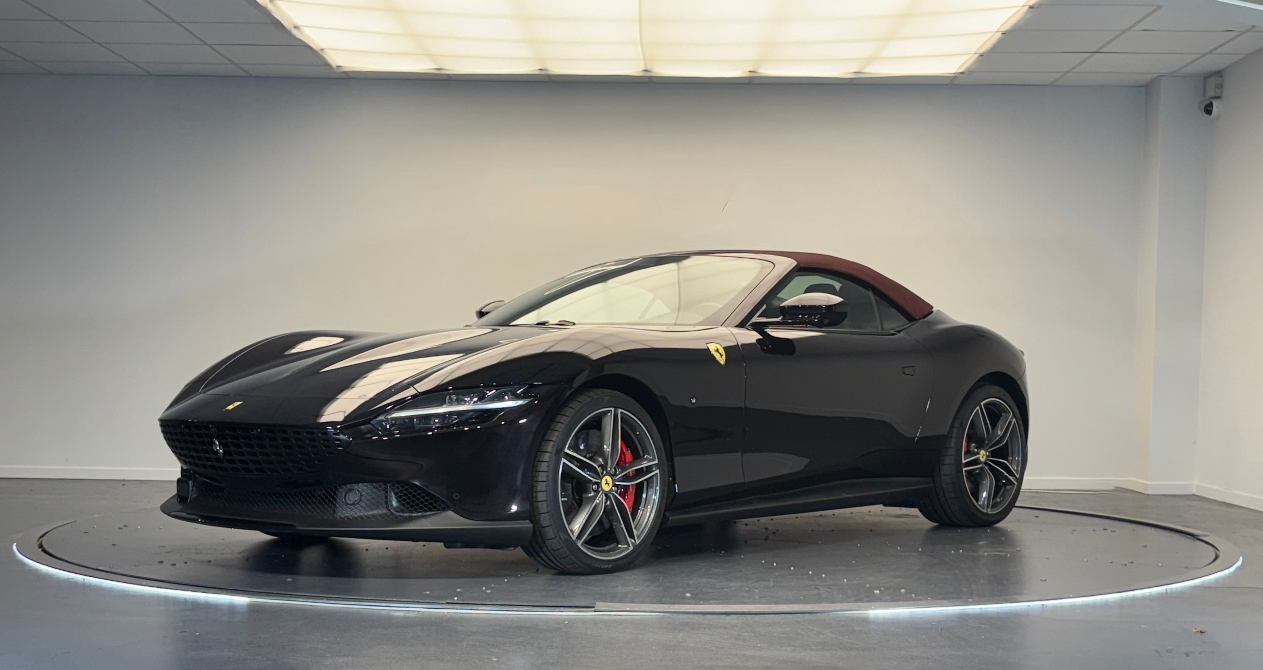 Ferrari Roma Spider - 2025 - Joinsteer - #1