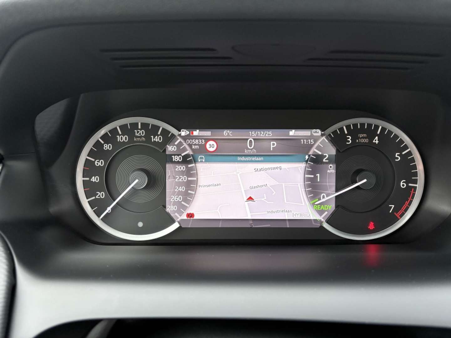 Land Rover Discovery Sport R-Dynamic SE P300e - 2023 - Joinsteer - #17