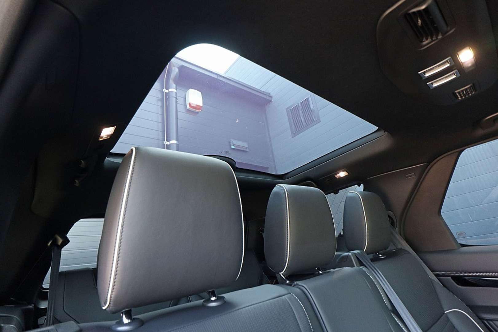 Land Rover Discovery R-DYNAMIC D300 - 2021 - Joinsteer - #17