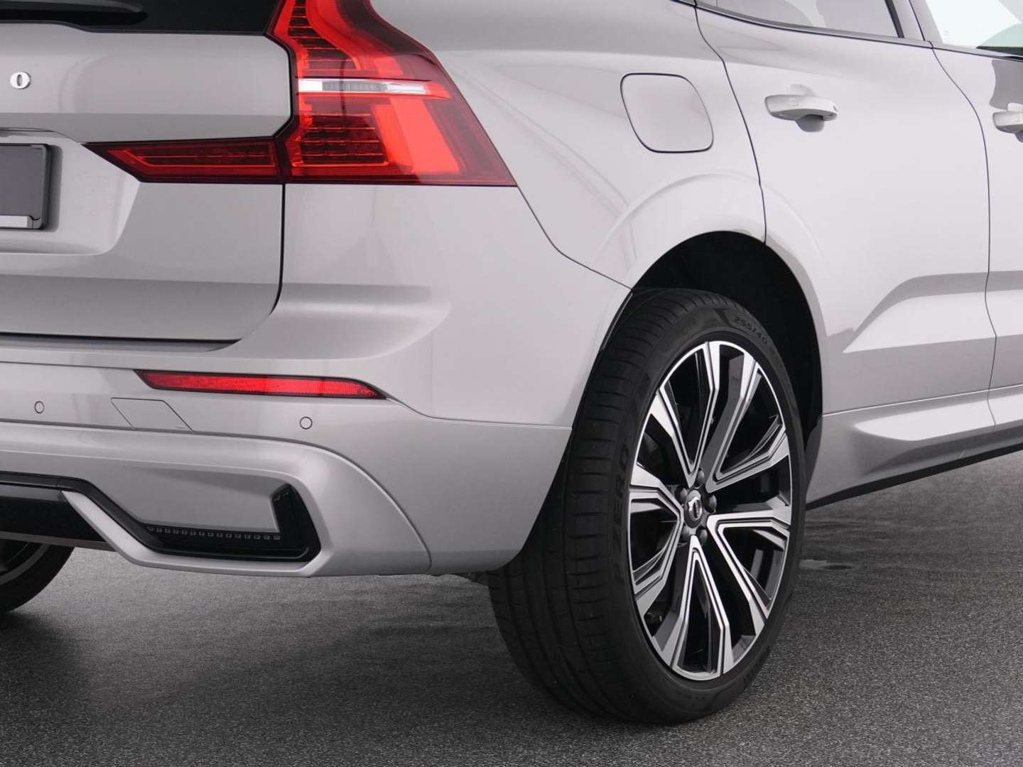 Volvo XC60 R Design T6 AWD - 2022 - Joinsteer - #10