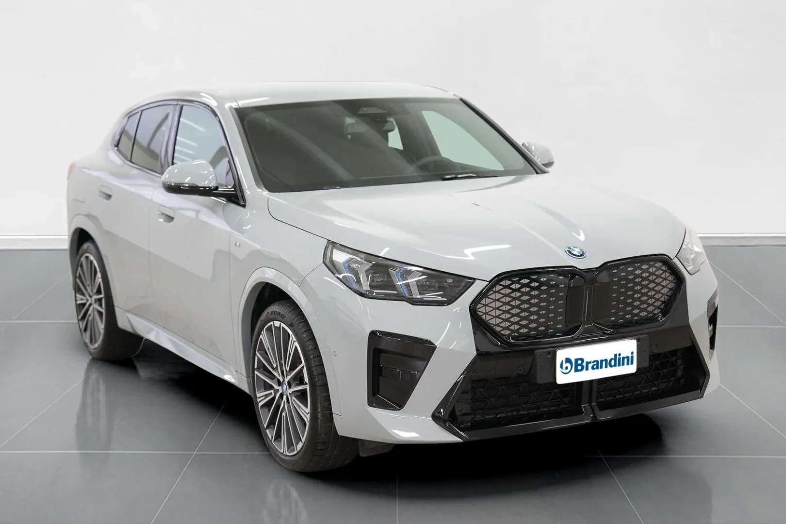 BMW IX2 EDrive 20 - 2024 - Joinsteer - #3