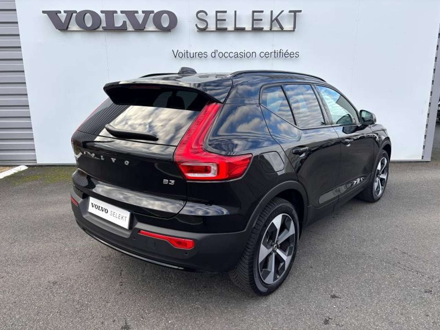 Volvo XC40 Plus B3 - 2025 - Joinsteer - #4