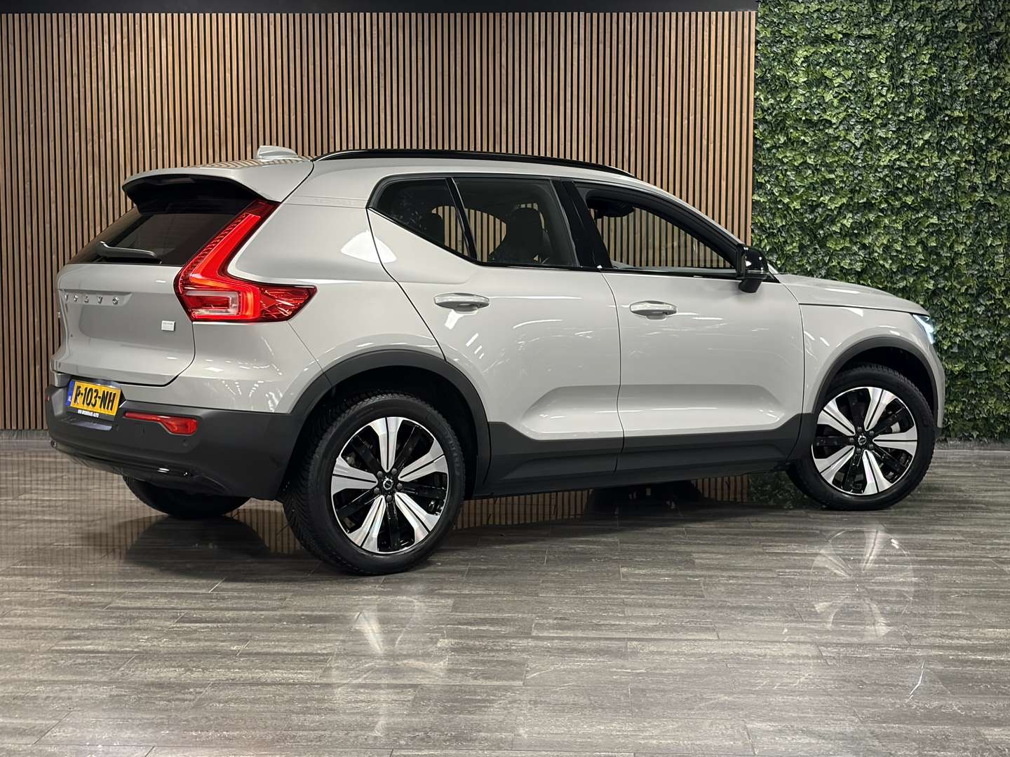 Volvo XC40 All Season Recharge Plus 70 KWh - 2022 - Joinsteer - #2