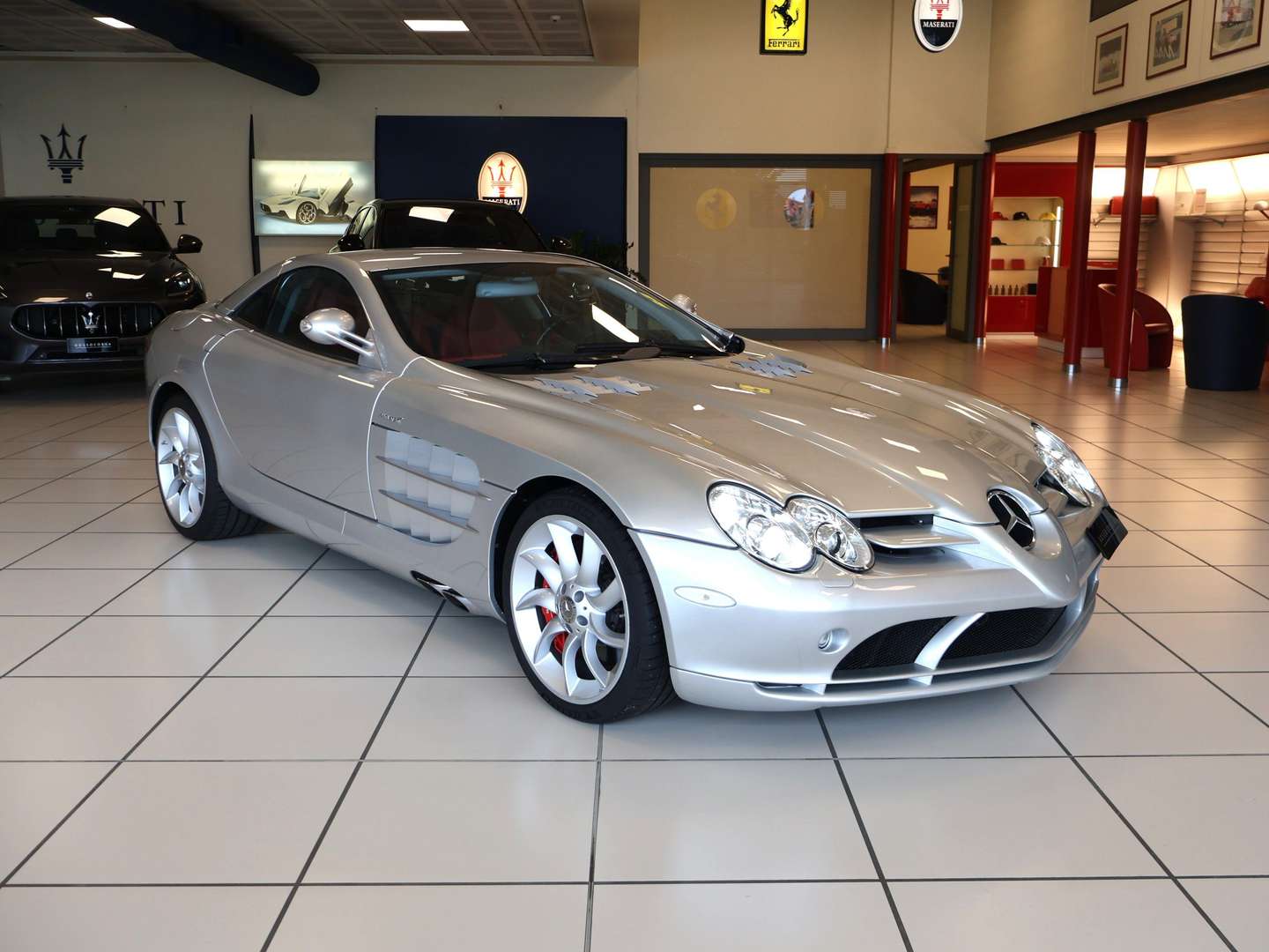 Mercedes SLR TOP CONDITION 5.4 - 2005 - Joinsteer - #2