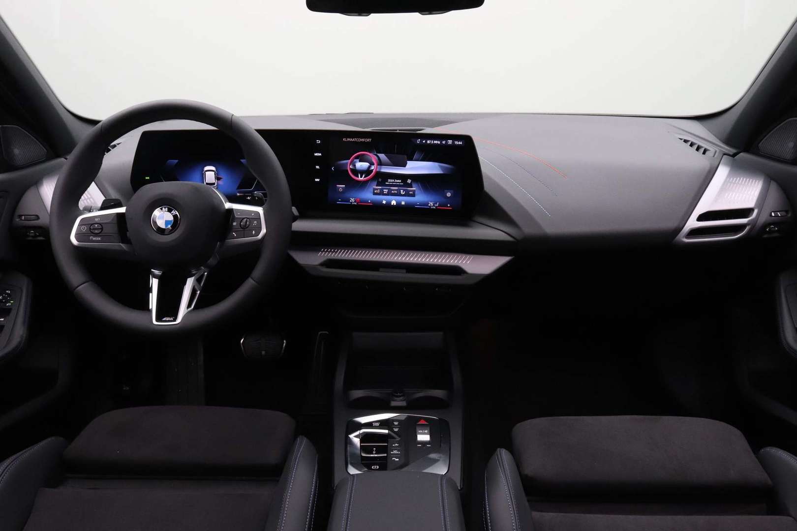 BMW Serie 1 M Sport - 2025 - Joinsteer - #3