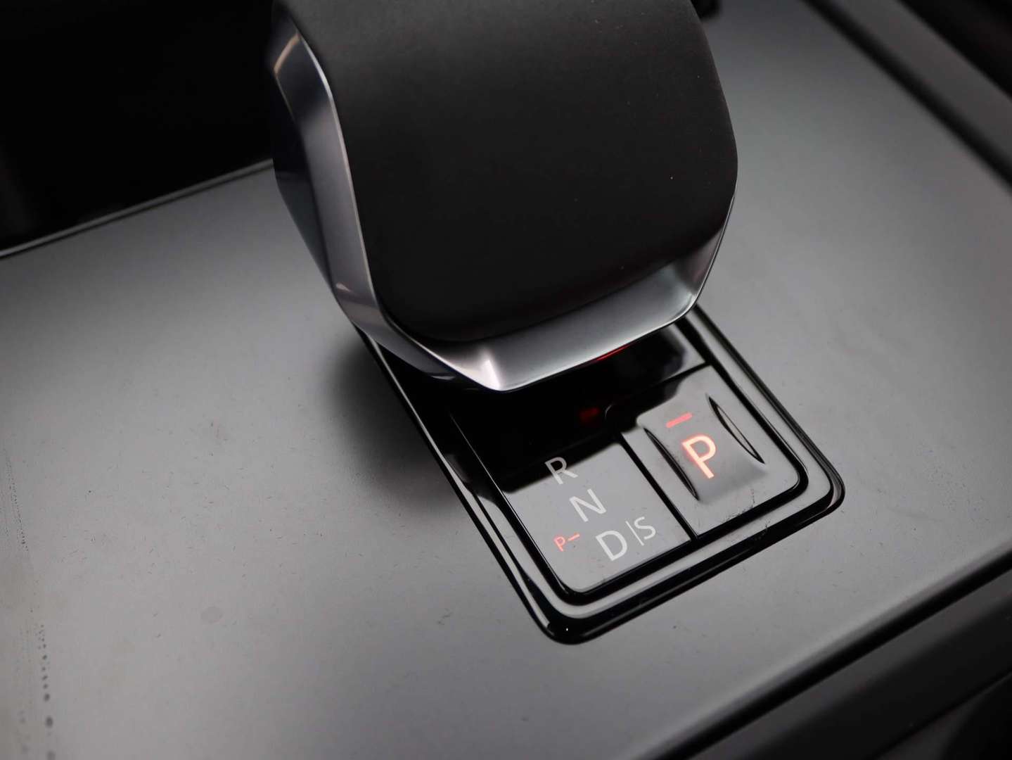 Land Rover Discovery Sport Dynamic SE P300e PHEV - 2024 - Joinsteer - #18