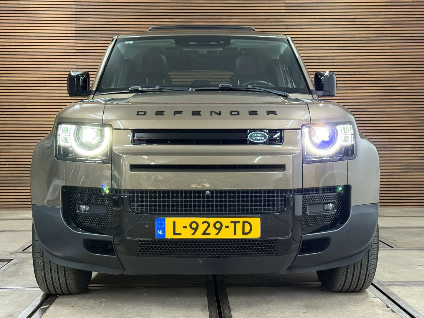 Land Rover Defender SE D240 - 2020 - Joinsteer - #8