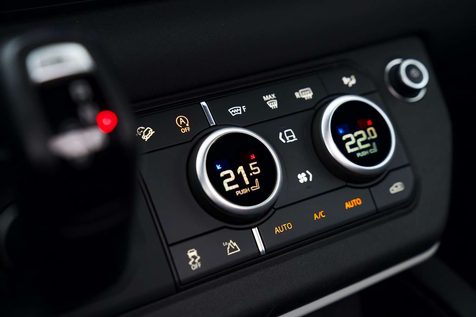 Land Rover Defender SE D250 - 2021 - Joinsteer - #18