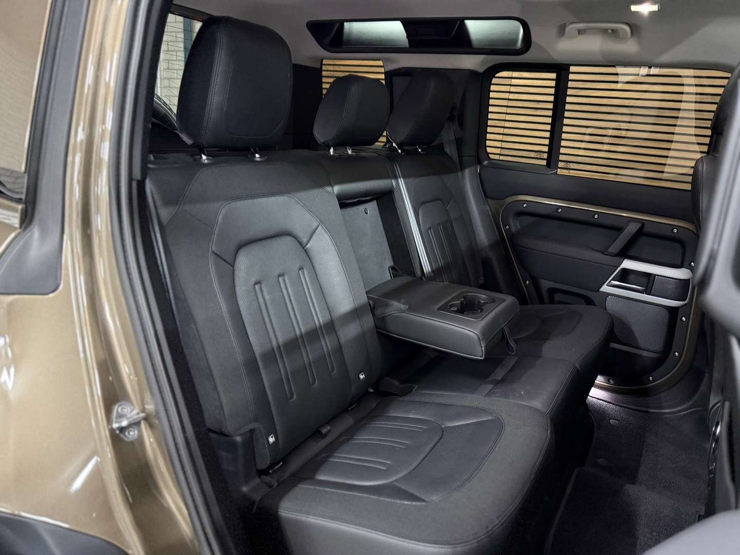 Land Rover Defender SE D240 - 2020 - Joinsteer - #23