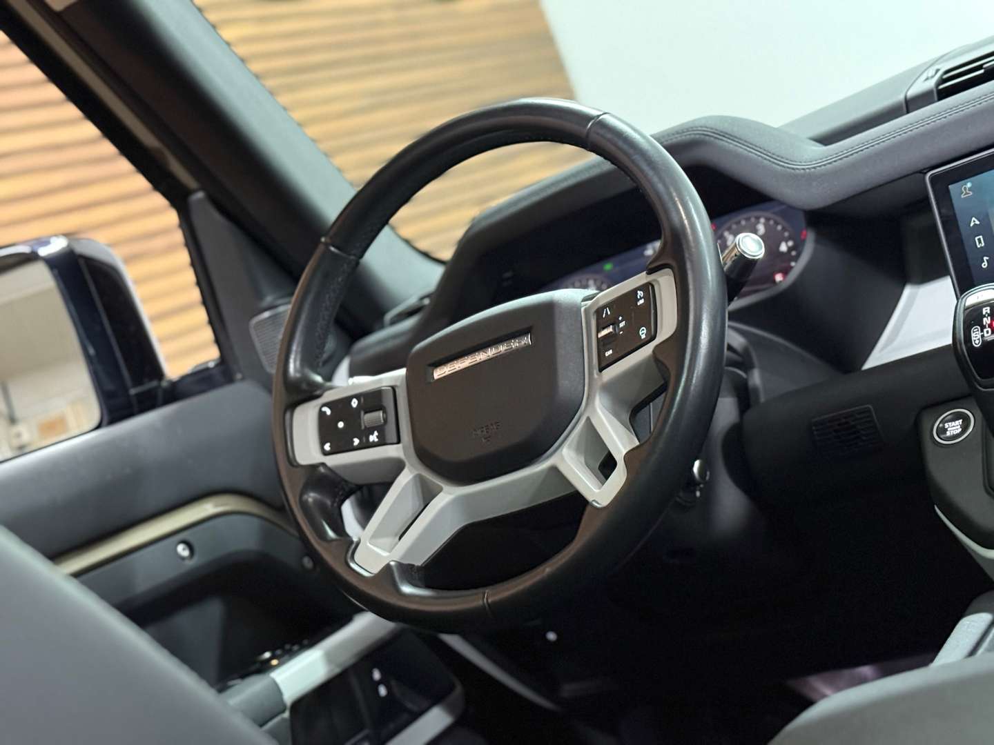 Land Rover Defender SE D240 - 2020 - Joinsteer - #24