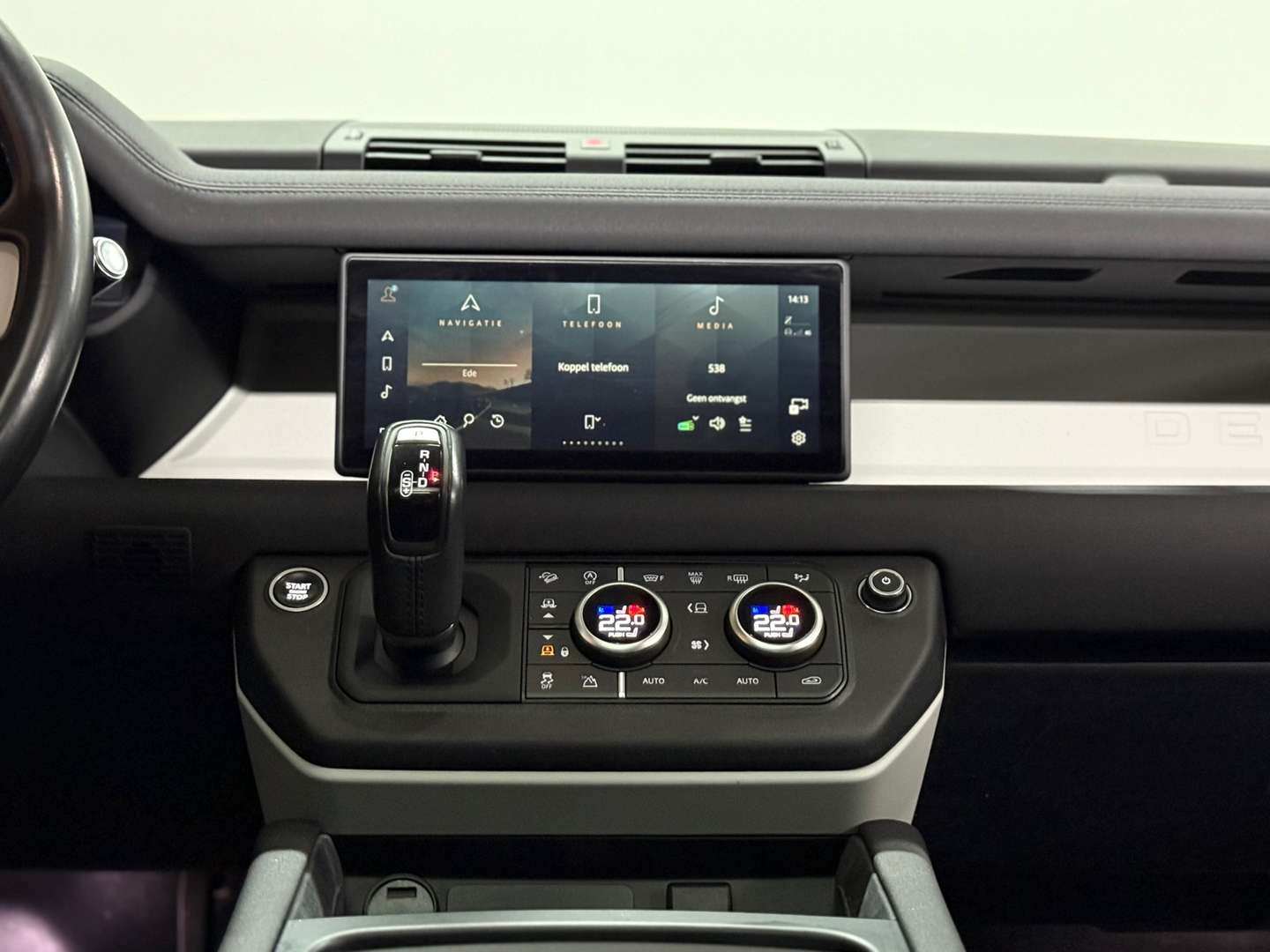 Land Rover Defender SE D240 - 2020 - Joinsteer - #25