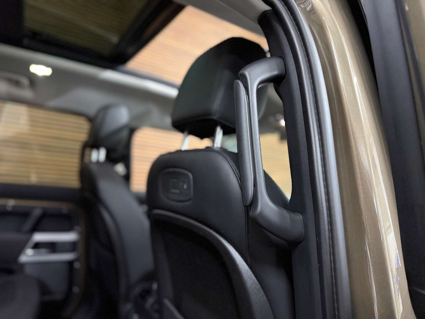 Land Rover Defender SE D240 - 2020 - Joinsteer - #27