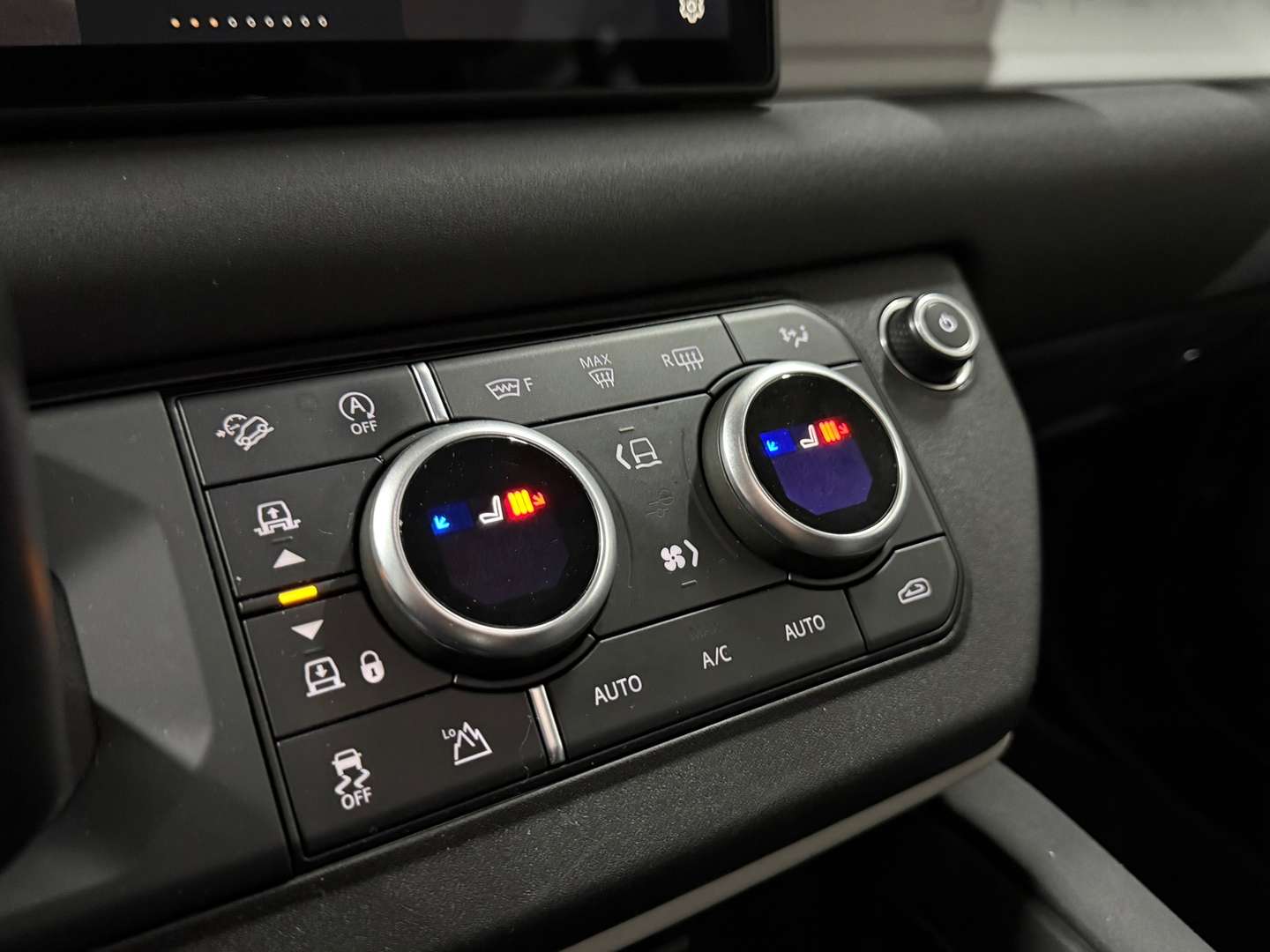 Land Rover Defender SE D240 - 2020 - Joinsteer - #37