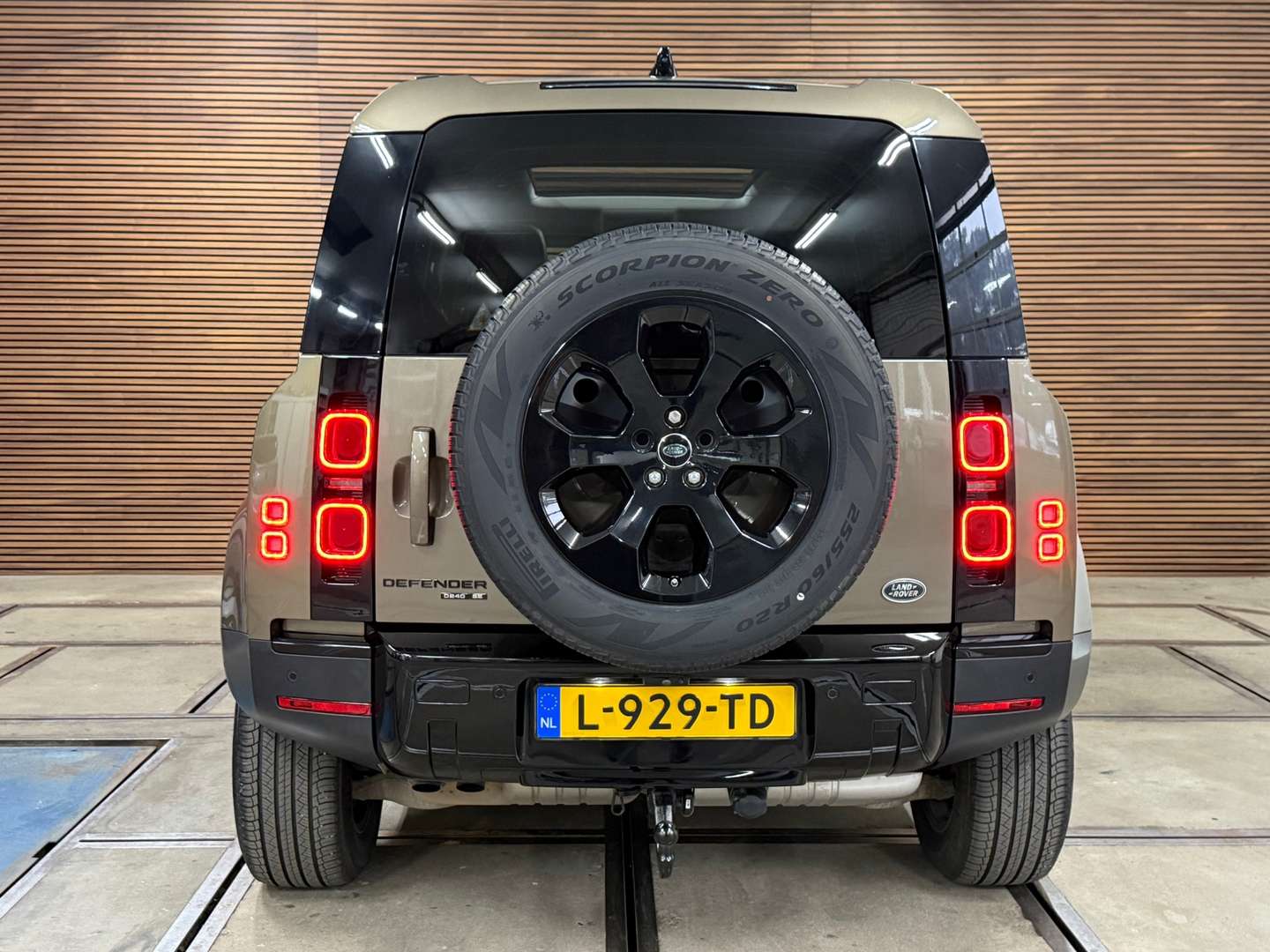 Land Rover Defender SE D240 - 2020 - Joinsteer - #38