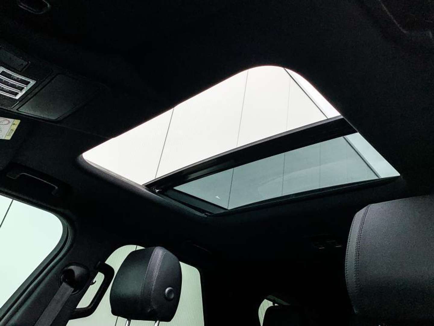 Land Rover Discovery Landmark Edition 250D - 2020 - Joinsteer - #19