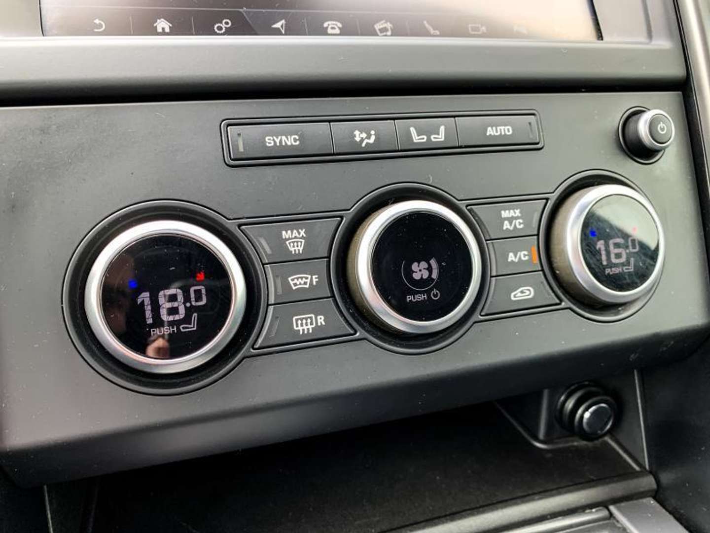 Land Rover Discovery Landmark Edition 250D - 2020 - Joinsteer - #23