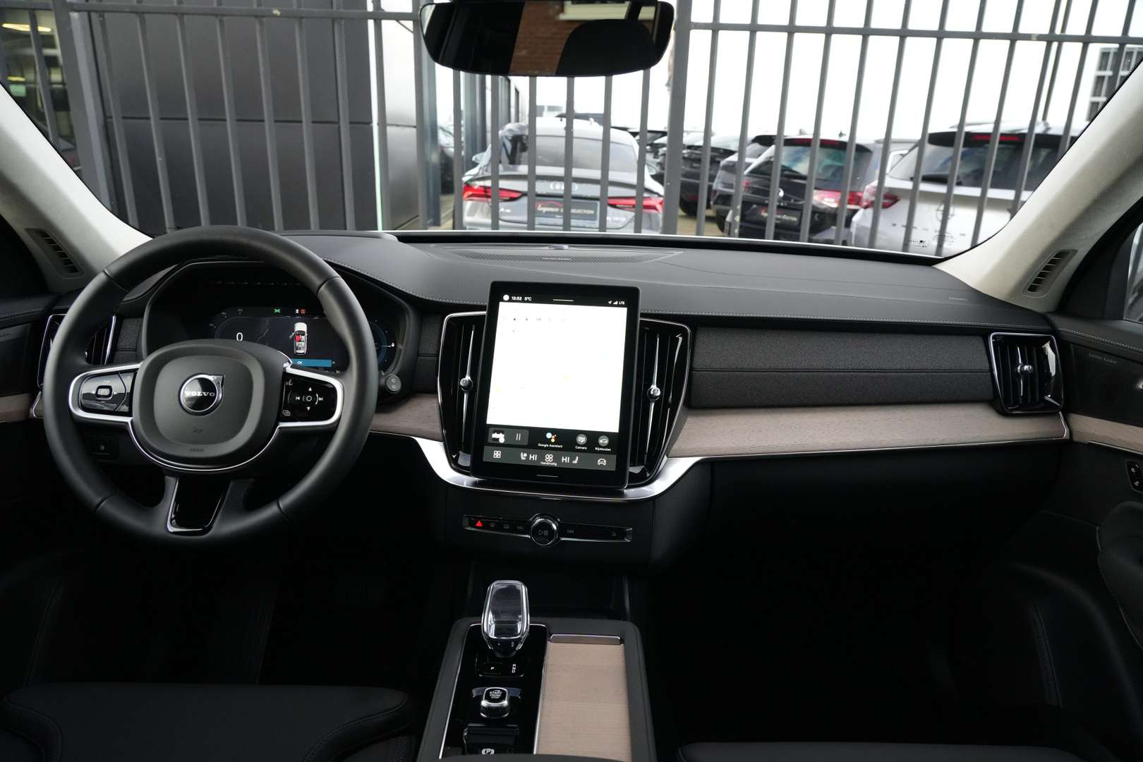 Volvo XC90 Plus T8 Plug-in Hybrid - 2025 - Joinsteer - #2