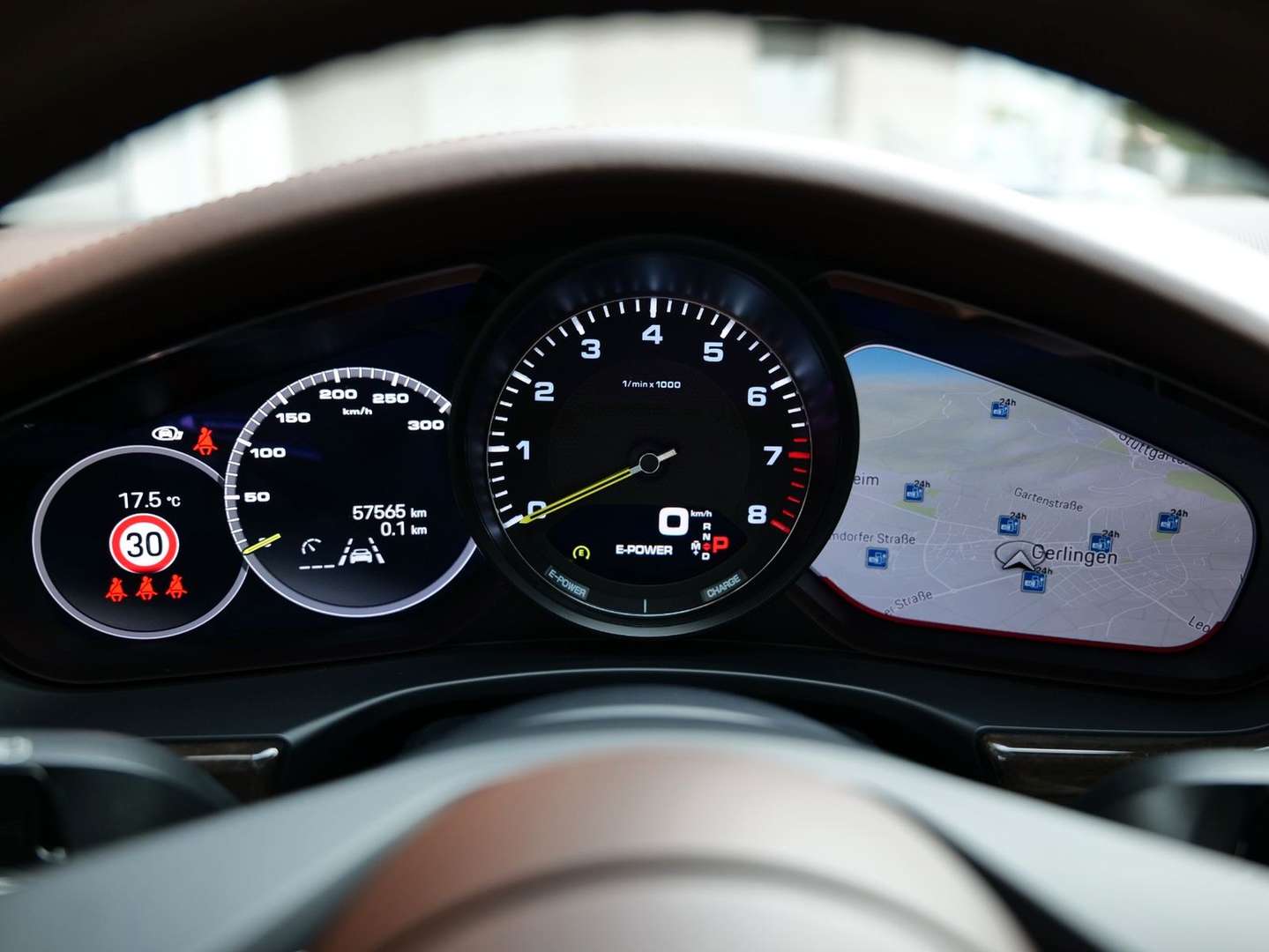 Porsche Panamera 4 E-Hybrid CLUBLEDER - 2022 - Joinsteer - #30