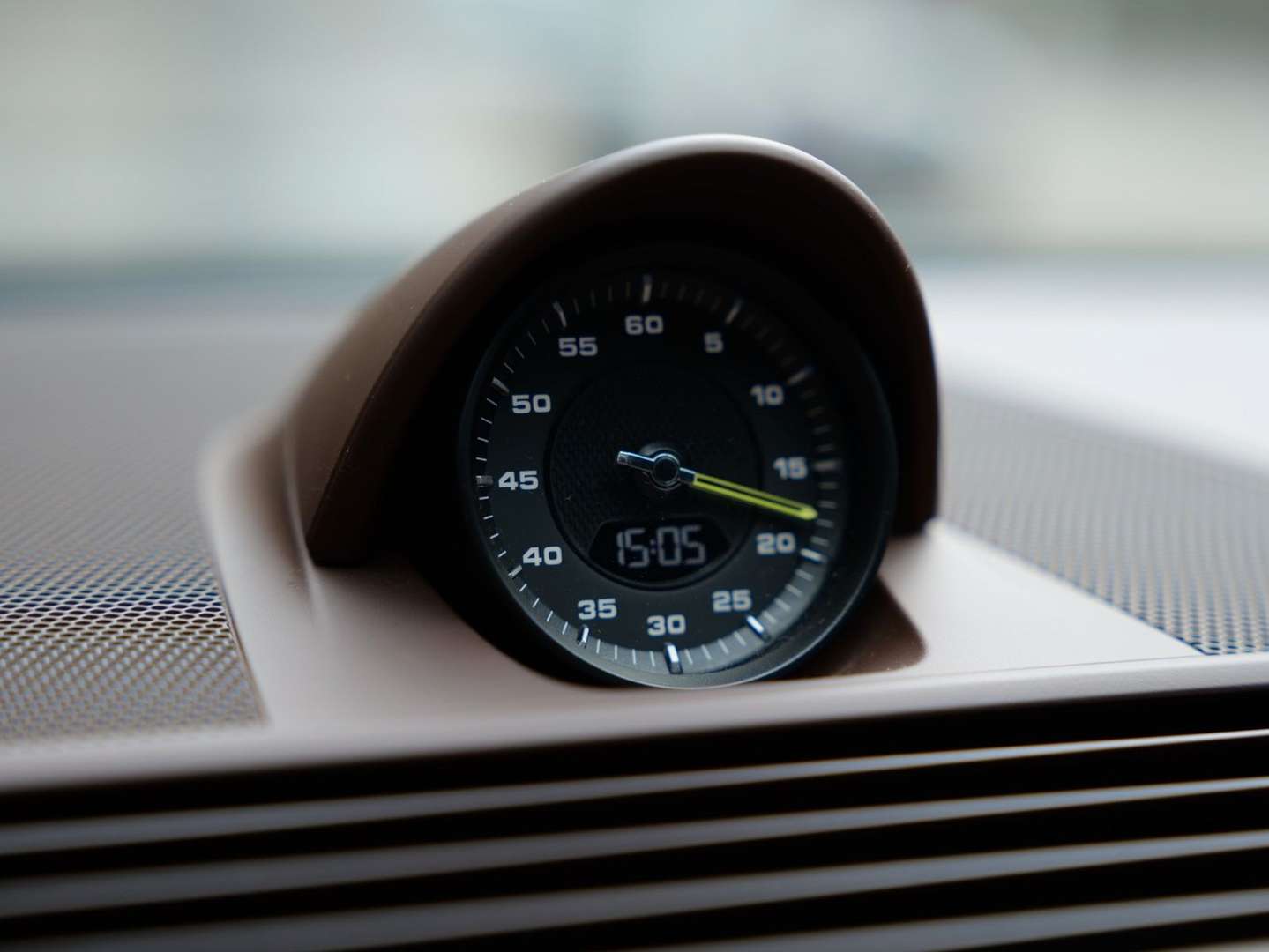 Porsche Panamera 4 E-Hybrid CLUBLEDER - 2022 - Joinsteer - #37