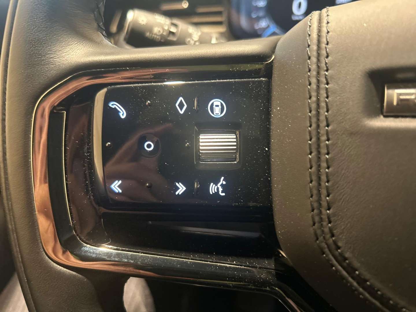 Land Rover Range Rover Sport Autobiography P550e - 2025 - Joinsteer - #9