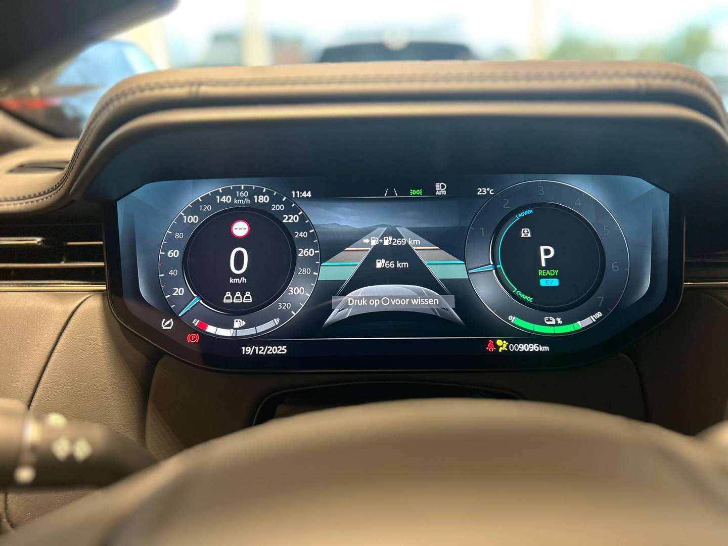 Land Rover Range Rover Sport Autobiography P550e - 2025 - Joinsteer - #15