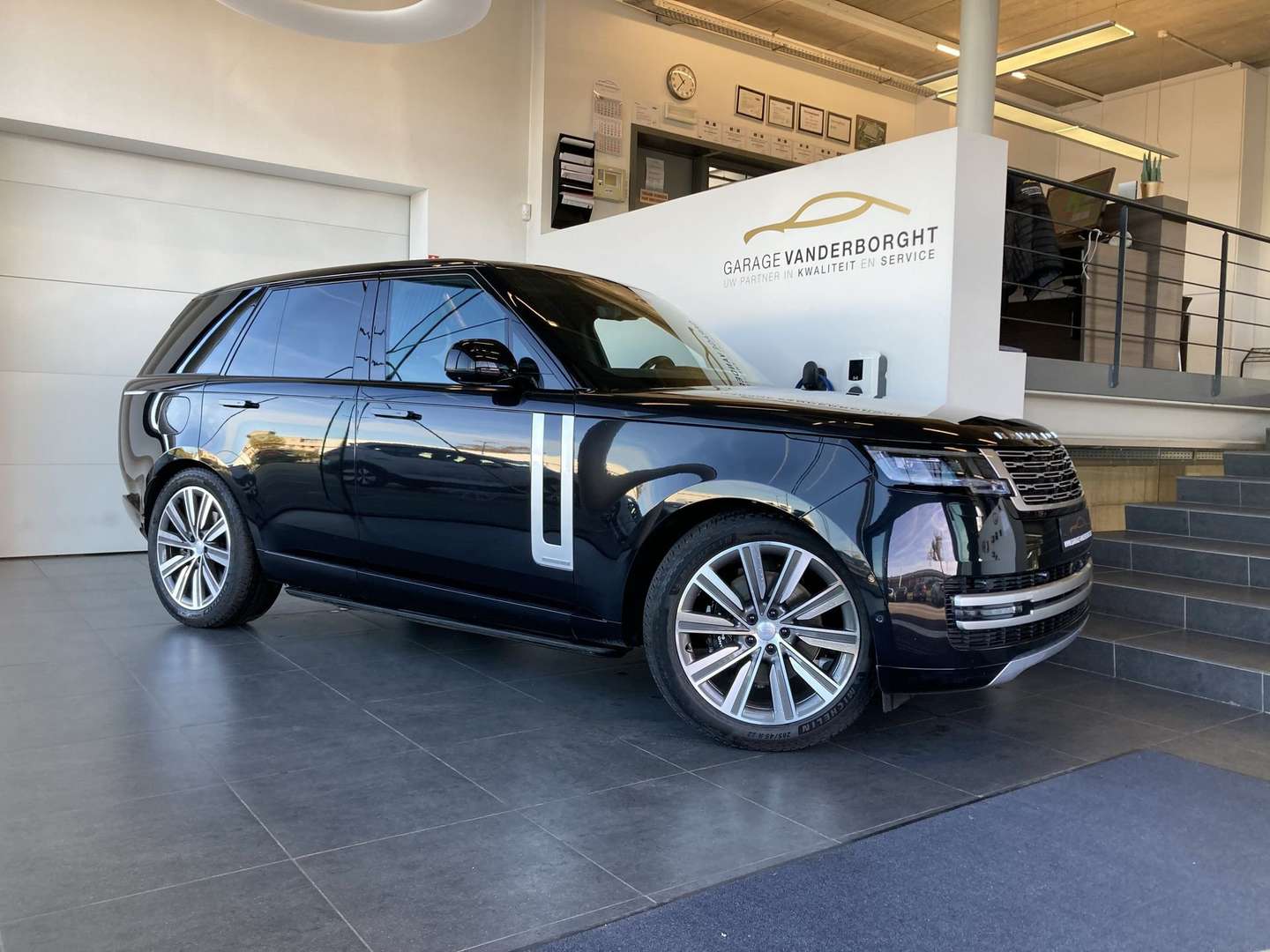 Land Rover Range Rover Autobiography P460 - 2025 - Joinsteer - #1