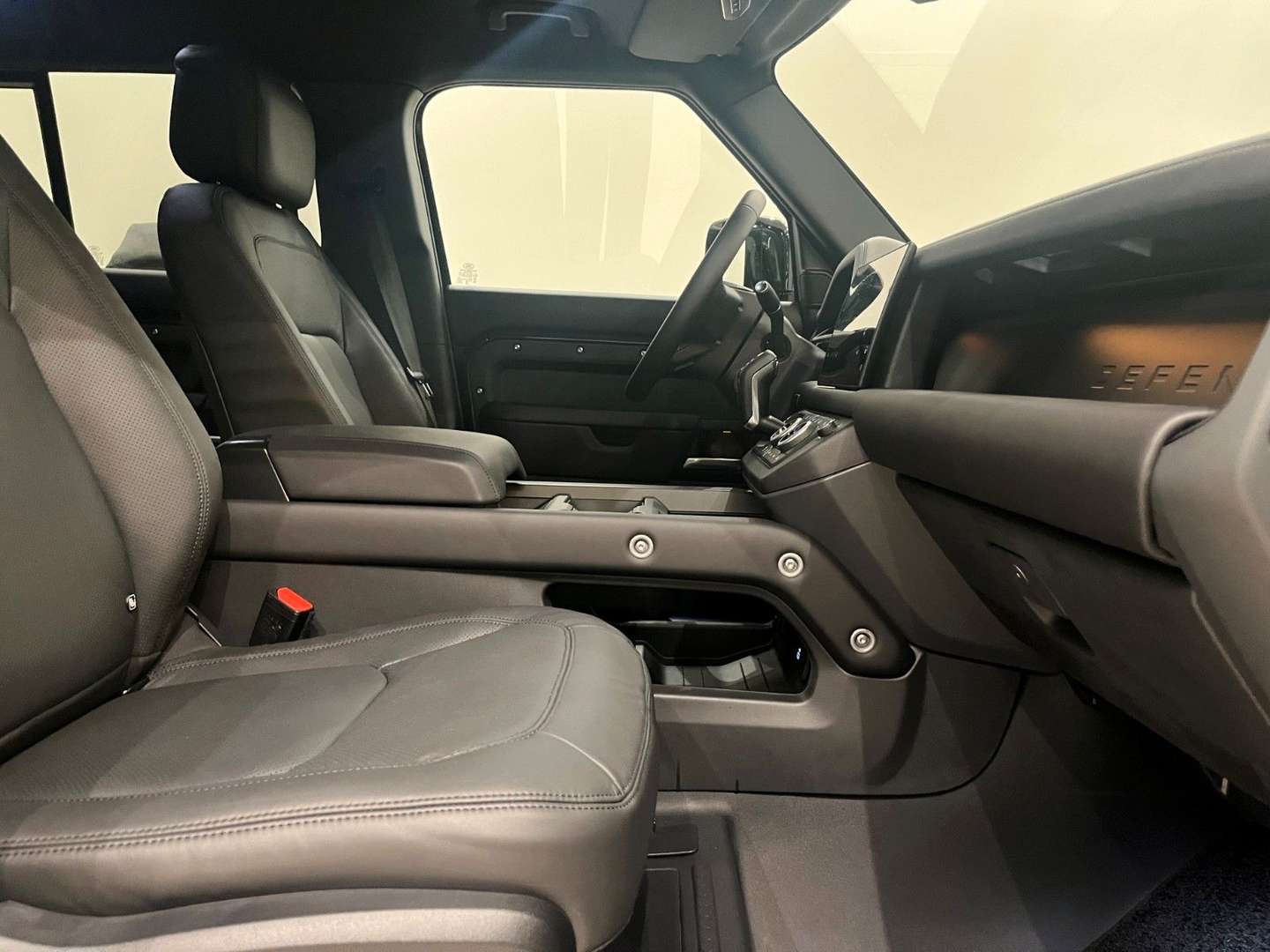 Land Rover Defender HSE D250 - 2025 - Joinsteer - #4