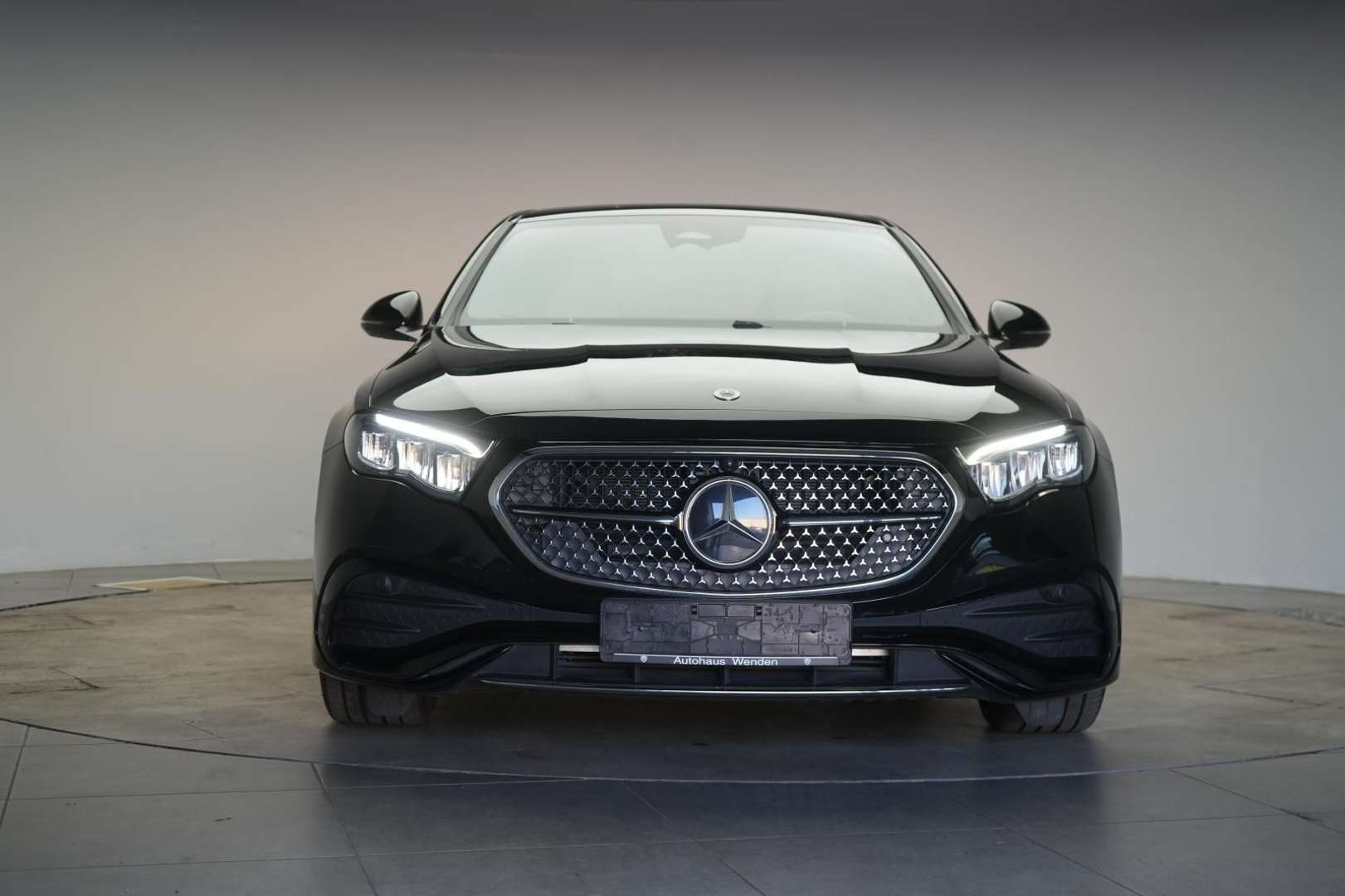 Mercedes Classe E AMG-Line 220 D - 2025 - Joinsteer - #4