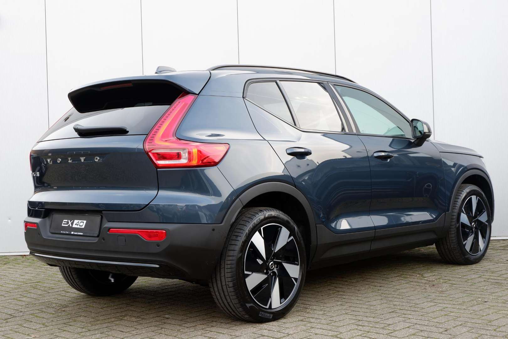 Volvo EX40 Business Ed. Single Motor Extended Range - 2025 - Joinsteer - #1