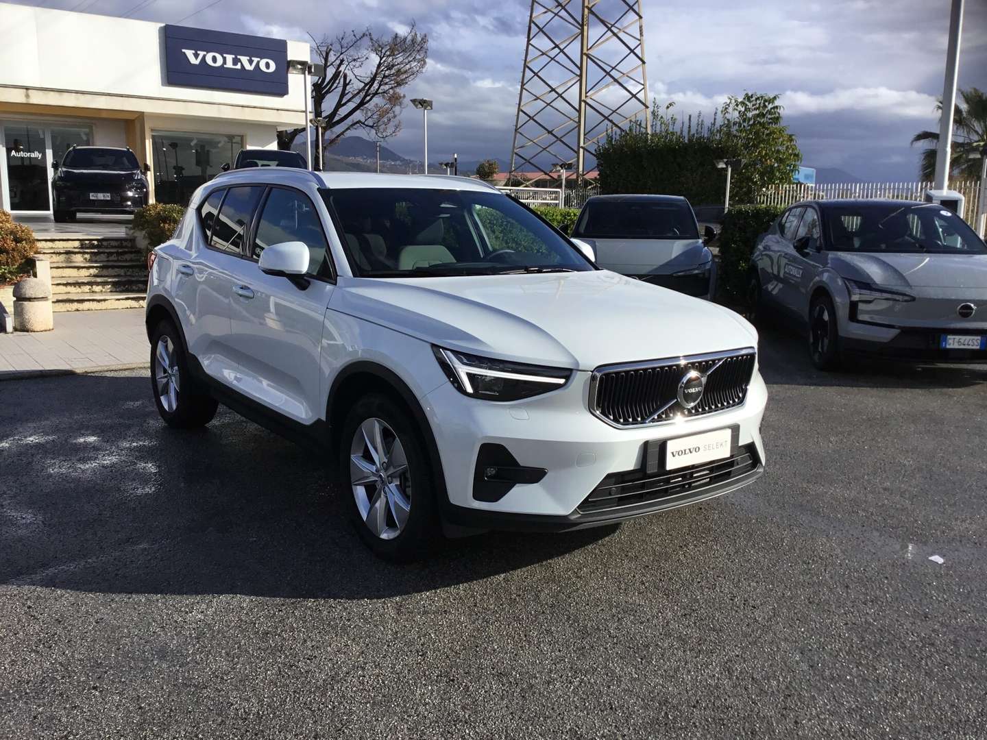 Volvo XC40 Core B3 - 2025 - Joinsteer - #1