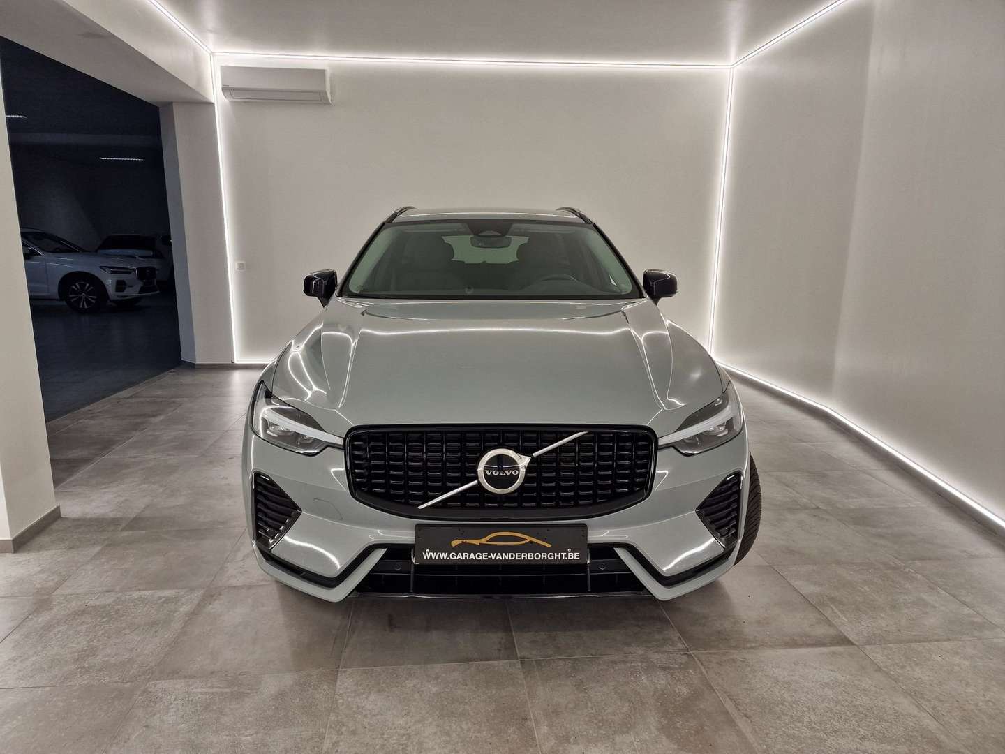 Volvo XC60 Plus Dark Hybrid - 2024 - Joinsteer - #2