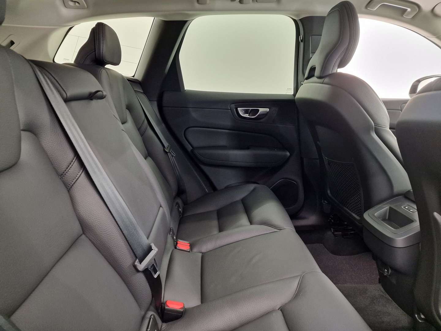 Volvo XC60 Plus Dark Hybrid - 2024 - Joinsteer - #7