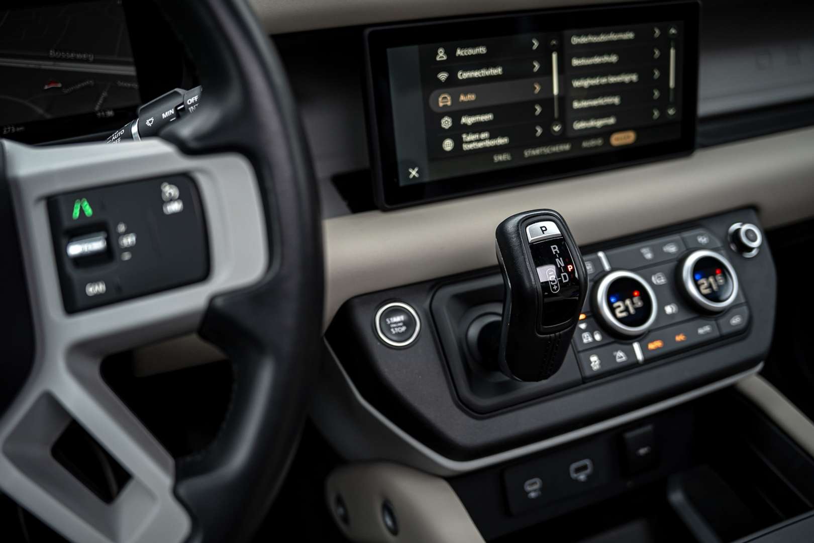 Land Rover Defender SE P400e - 2024 - Joinsteer - #9