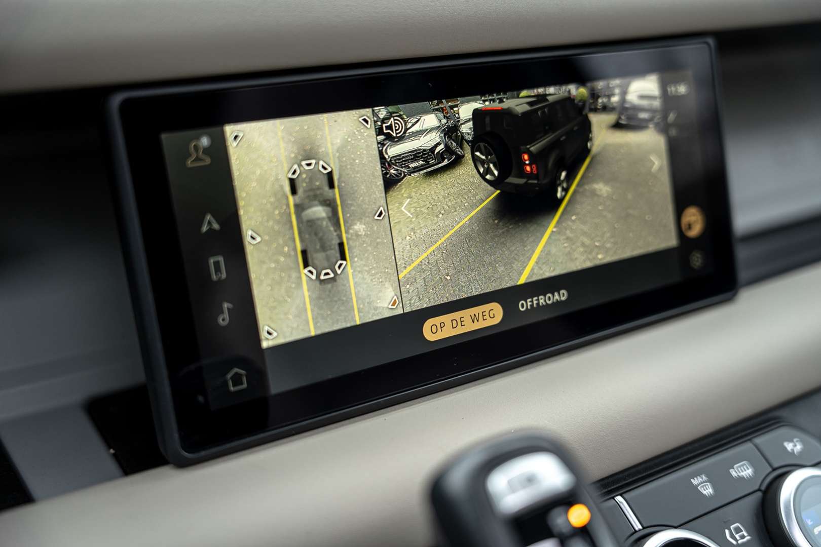 Land Rover Defender SE P400e - 2024 - Joinsteer - #10