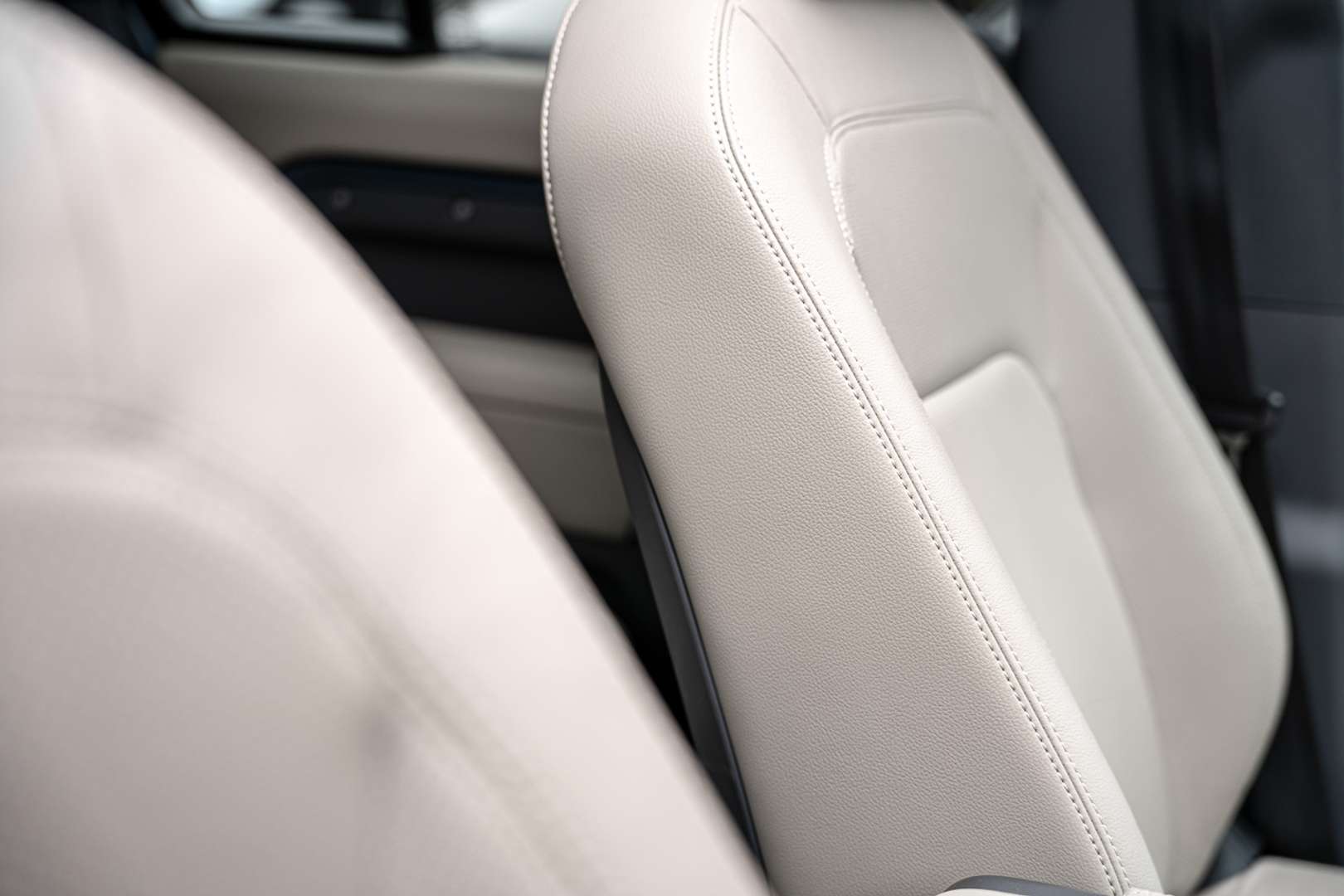 Land Rover Defender SE P400e - 2024 - Joinsteer - #18