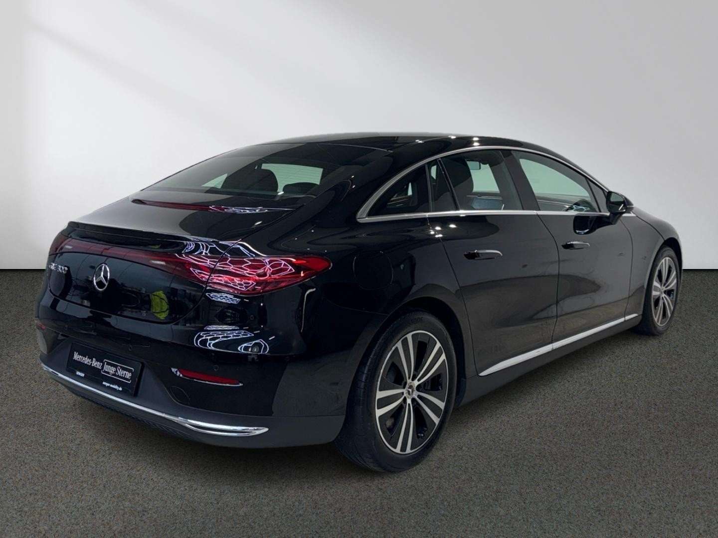 Mercedes EQE Electric Art 300 - 2023 - Joinsteer - #2