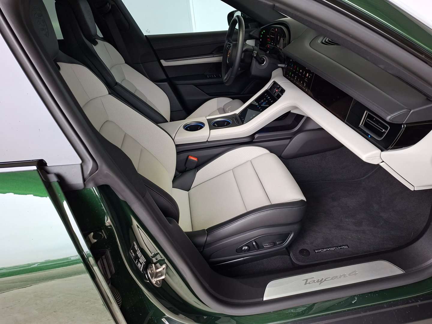 Porsche Taycan 4 Cross Turismo - 2025 - Joinsteer - #28