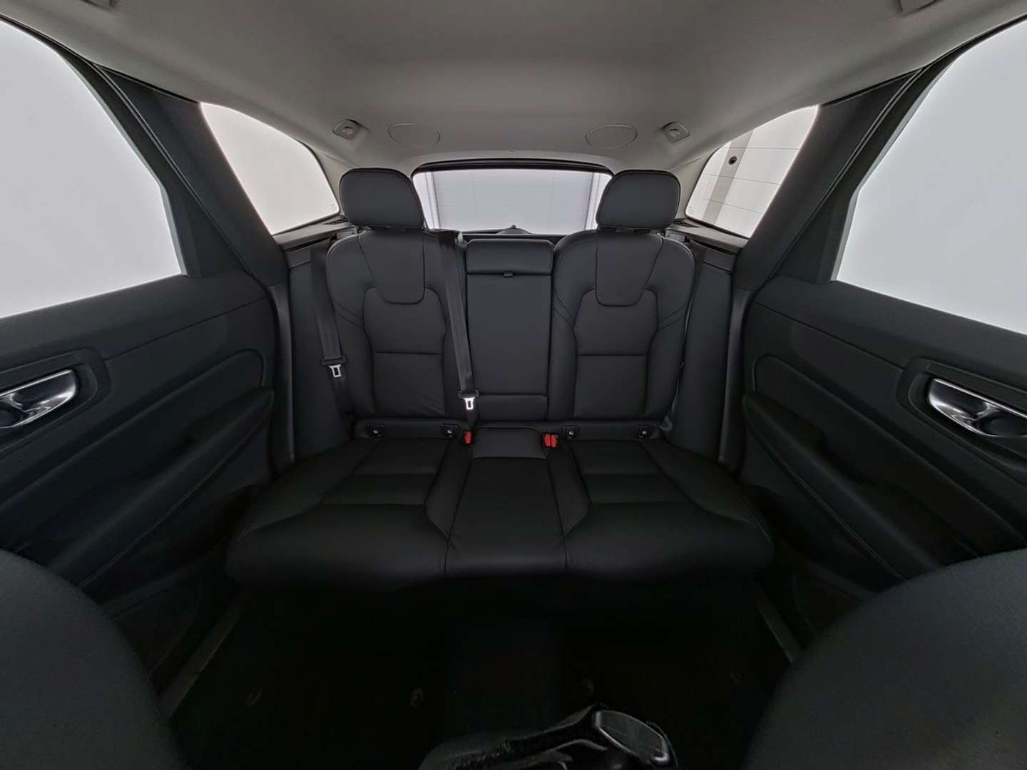Volvo XC60 PLUS DARK B5 - 2025 - Joinsteer - #7