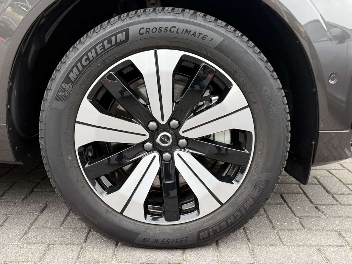 Volvo XC60 Plus Dark T6 Recharge - 2025 - Joinsteer - #6