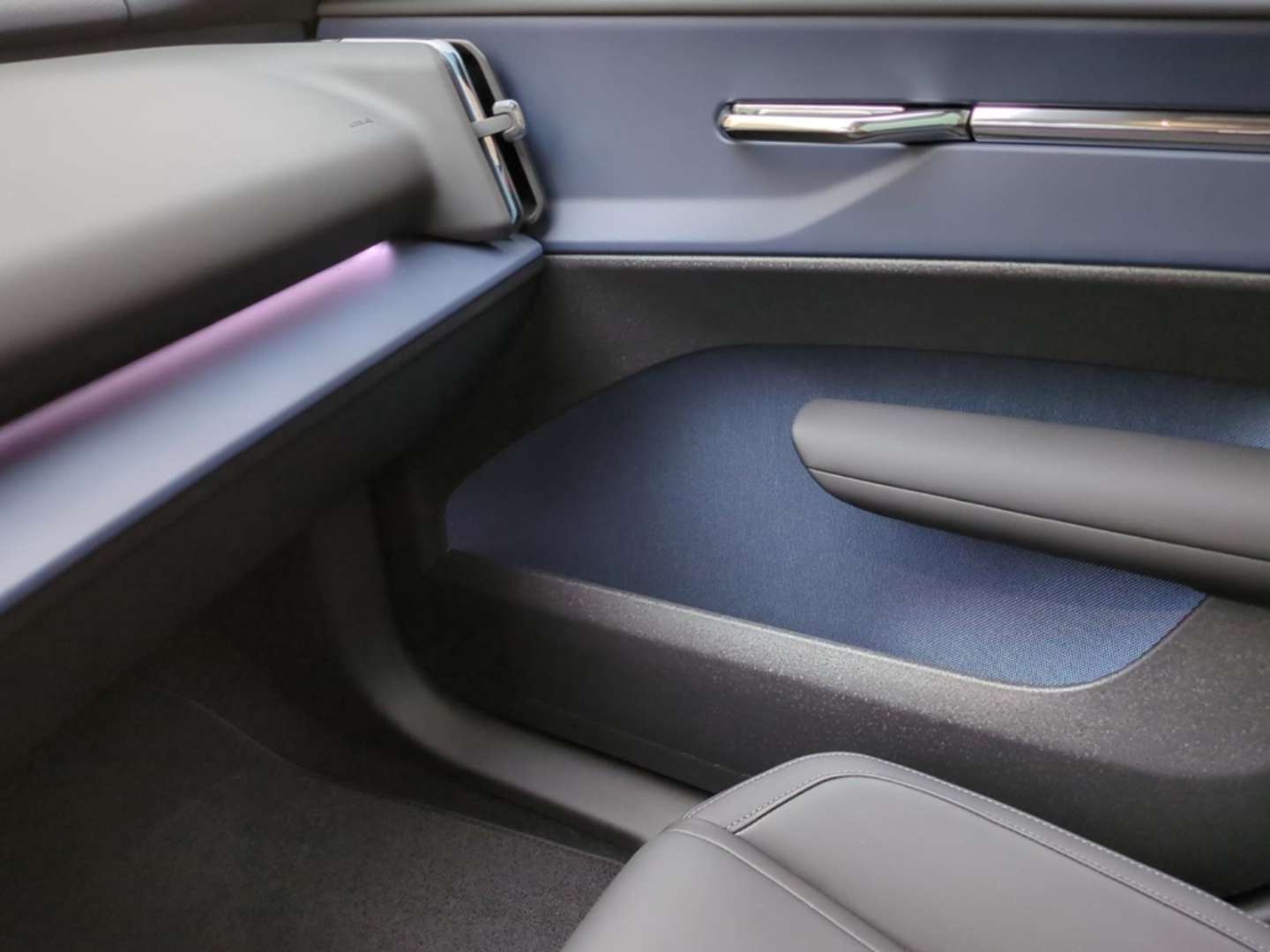 Volvo EX30 Ultra Single Motor Extended Range - 2025 - Joinsteer - #18