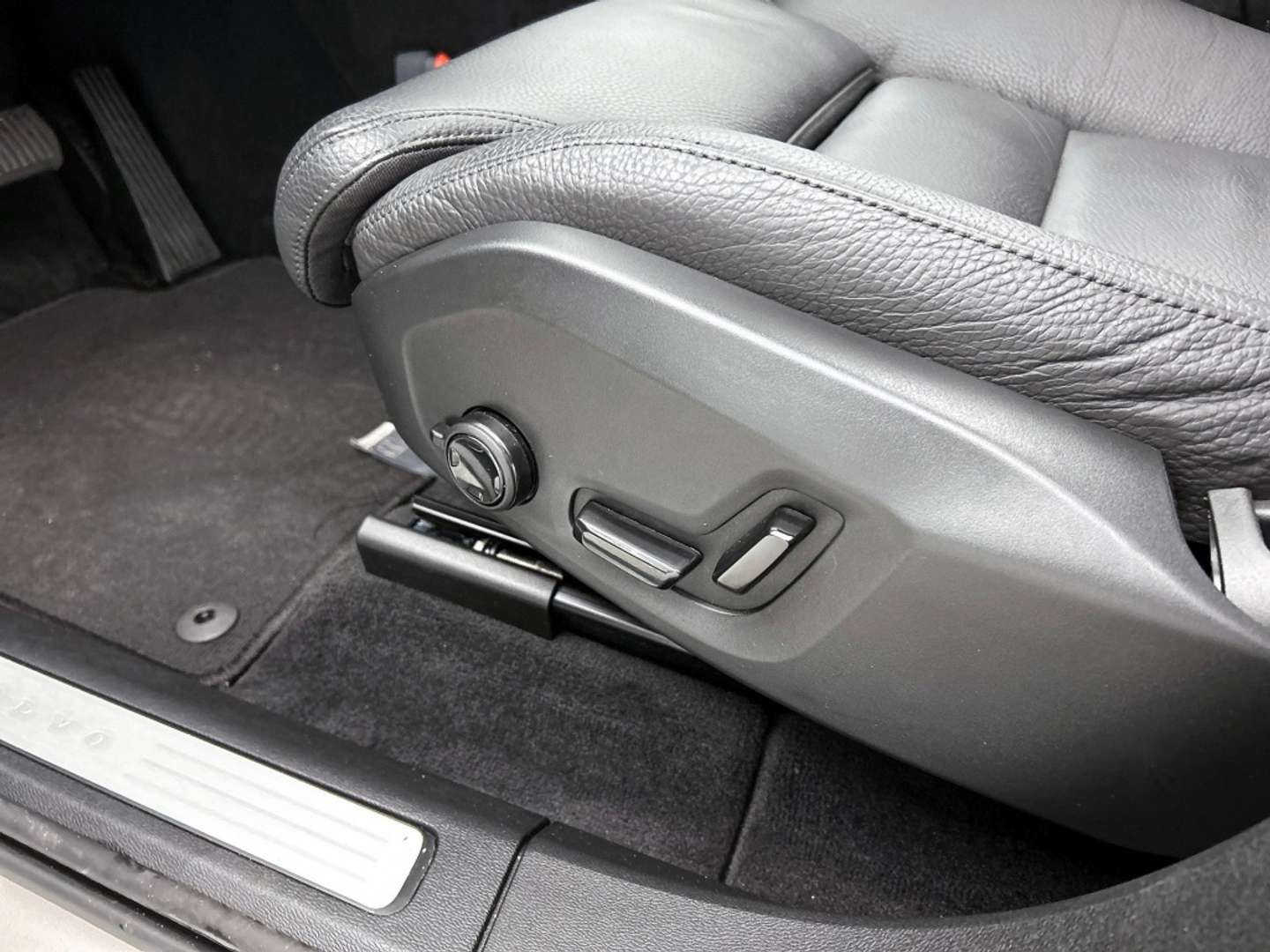 Volvo XC60 Plus 2.0 T6 AWD - 2025 - Joinsteer - #21