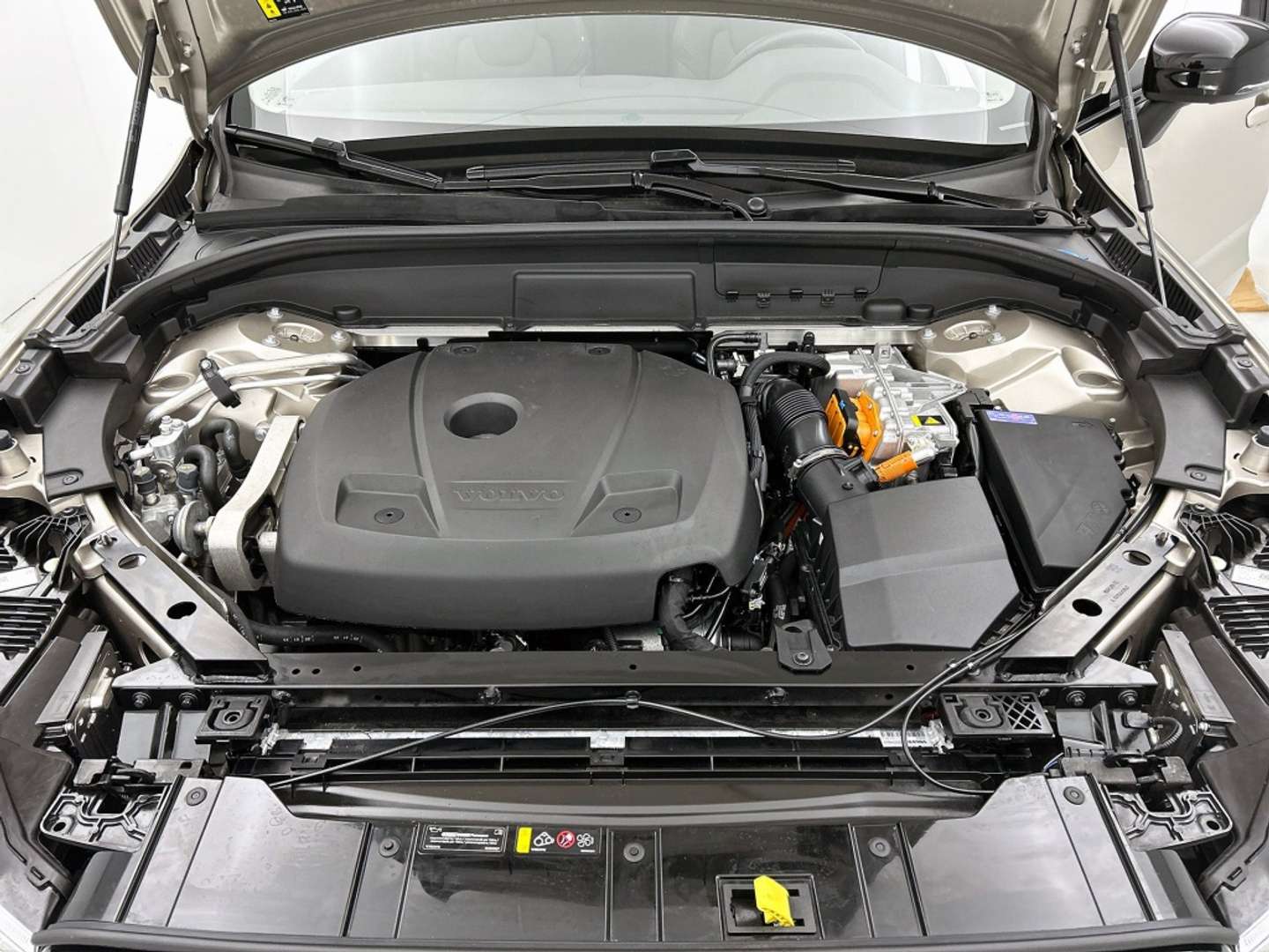 Volvo XC60 Plus 2.0 T6 AWD - 2025 - Joinsteer - #32