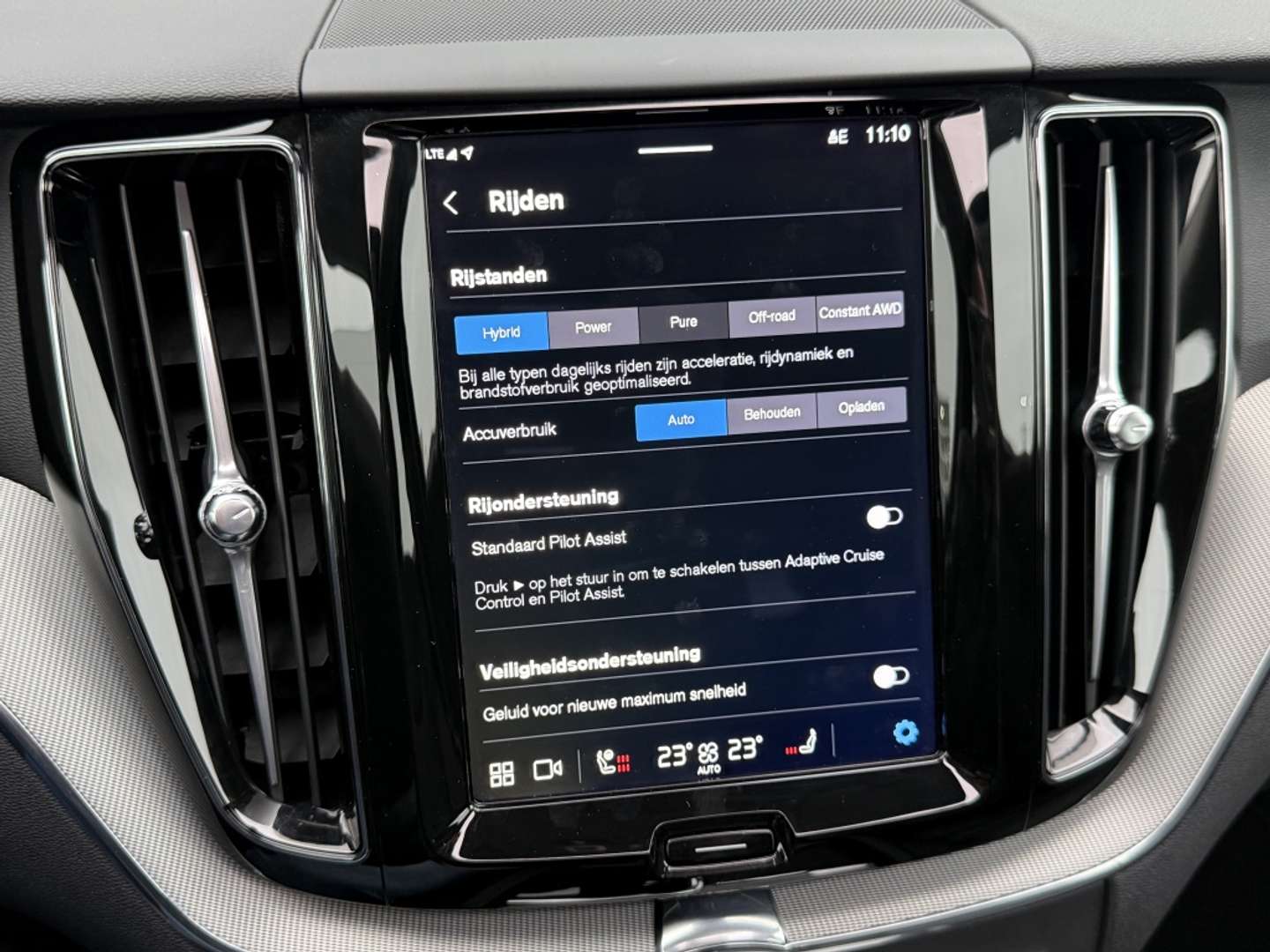 Volvo XC60 Plus Dark T6 Recharge - 2025 - Joinsteer - #45