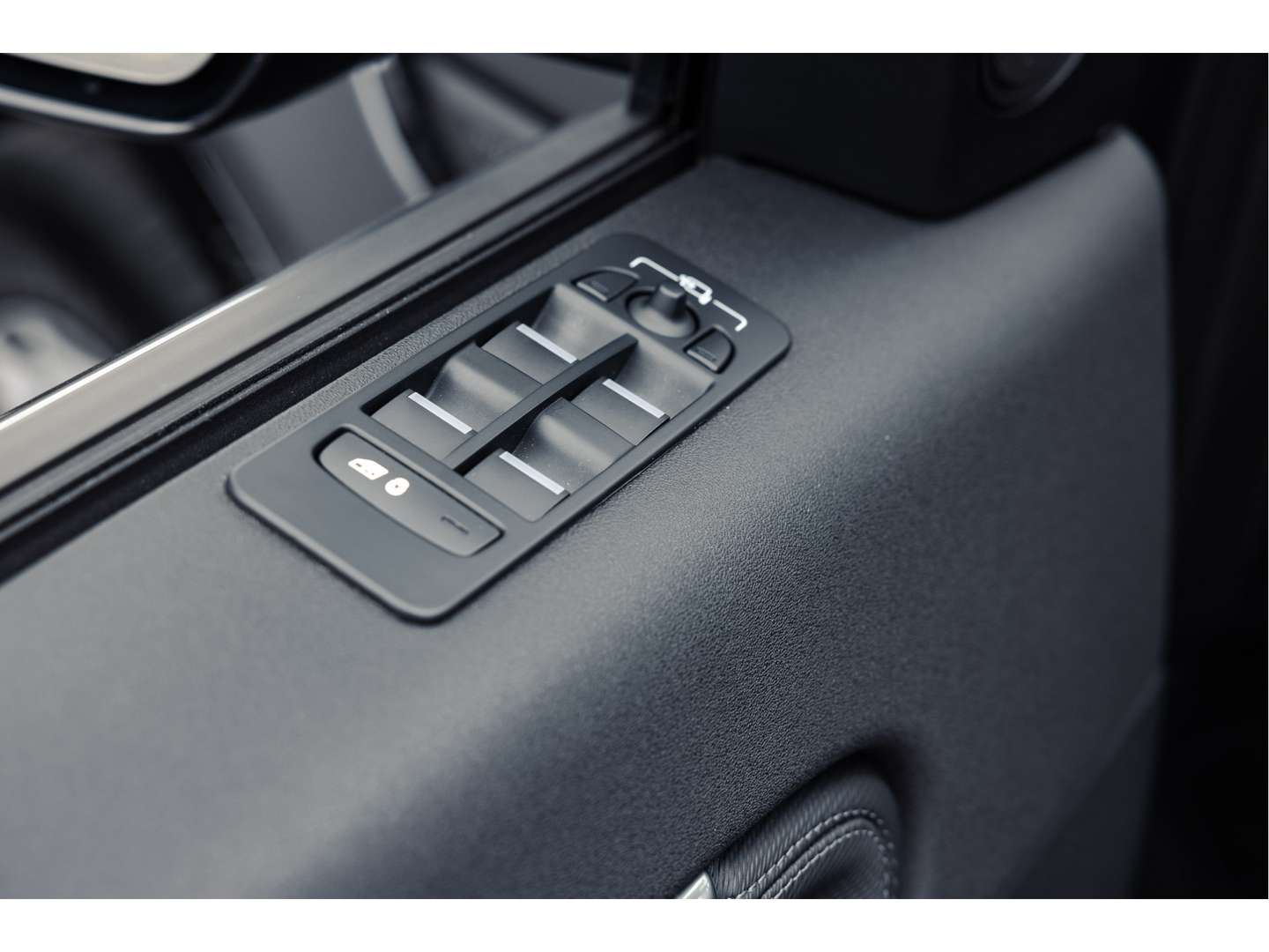 Land Rover Discovery Sport Dynamic SE P300e PHEV - 2024 - Joinsteer - #18