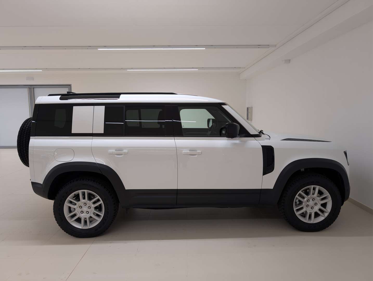 Land Rover Defender S 3.0d I6 MHEV - 2025 - Joinsteer - #5