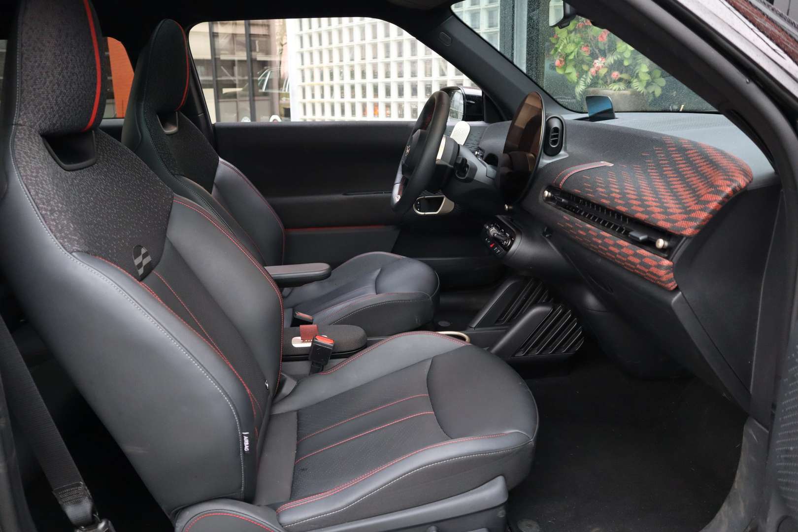 Mini Cooper SE John Cooper Works - 2024 - Joinsteer - #9