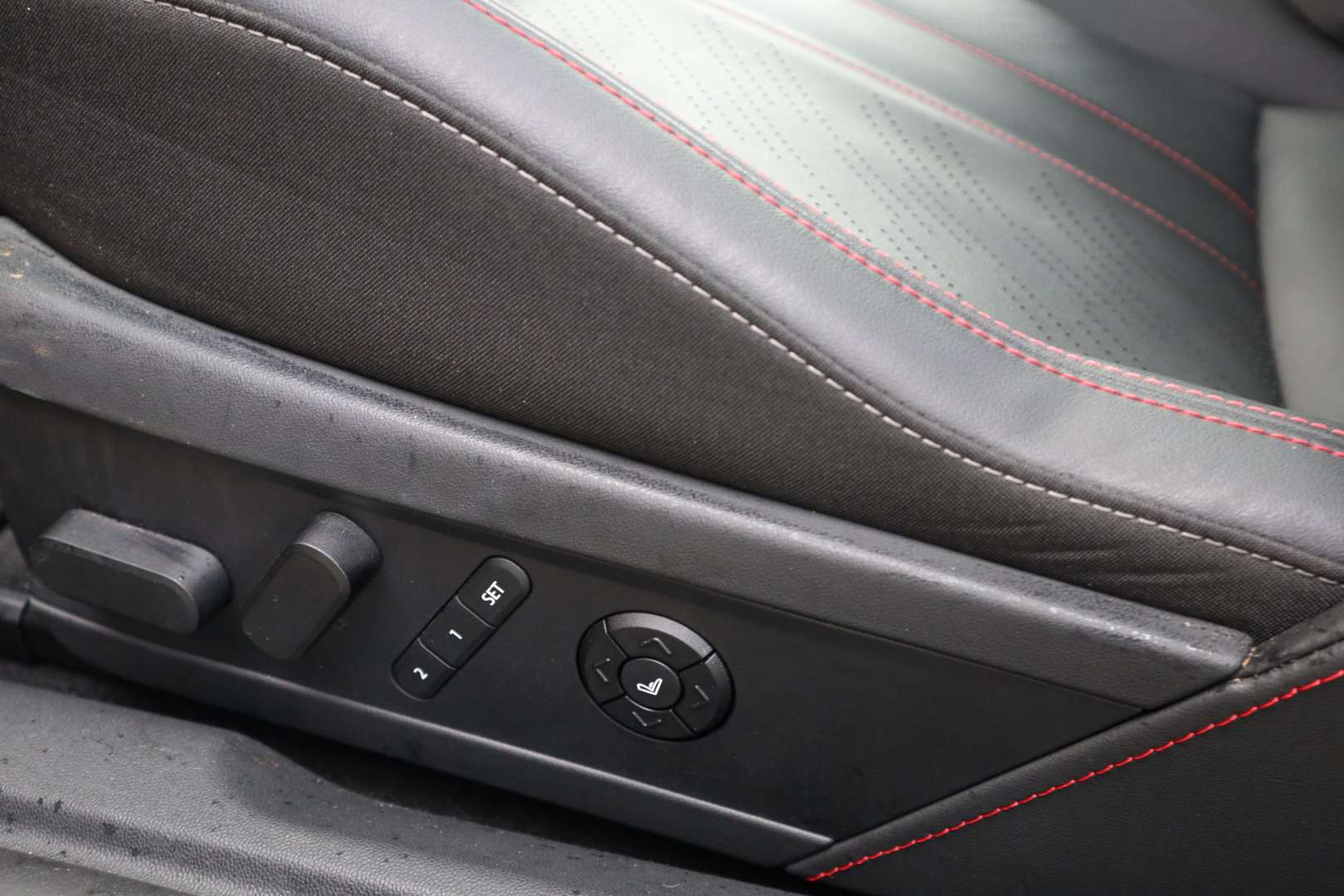 Mini Cooper SE John Cooper Works - 2024 - Joinsteer - #16