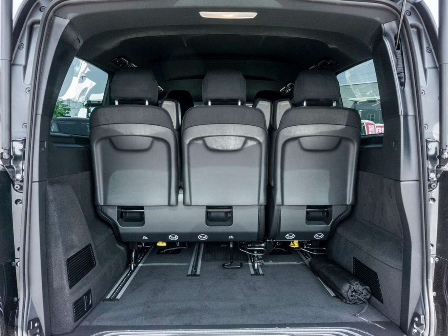 Mercedes Classe V STYLE 300 D - 2025 - Joinsteer - #4