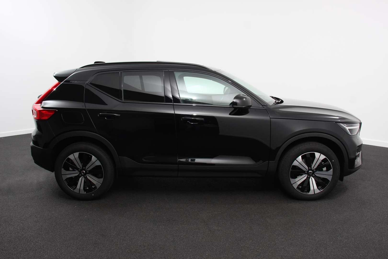 Volvo XC40 Ultimate Dark 1.5 T5 Plug-in Hybrid - 2022 - Joinsteer - #4